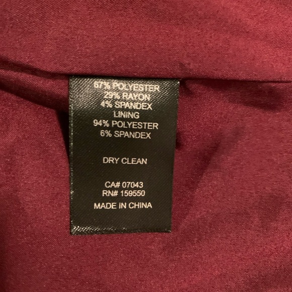 NWT House of Harlow 1960 Women's Cropped Jacket/Top In Burgundy Size M - Picture 9 of 11